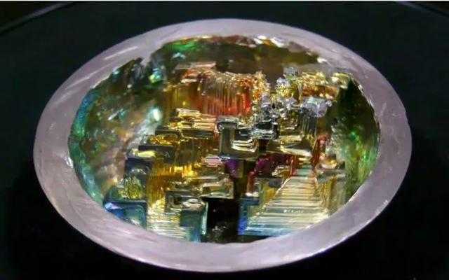 看似普通却最值钱，这些石头克价上万  第13张