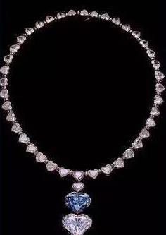 玉和翡翠那个贵欣赏世界上最贵的各种珠宝，有的拍卖出不菲价格，都有这些宝石！  第10张