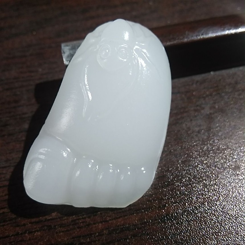 翡翠手镯棉絮多是不是不好2019年玉器投资预测  第1张