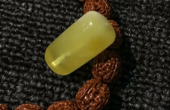 蜜蜡圆珠和桶珠现在是多少钱一克？  第2张