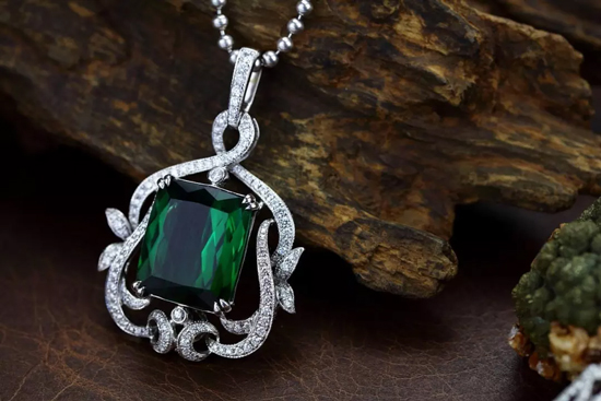 新消费时代下珠宝行业的渠道深化之路  第1张