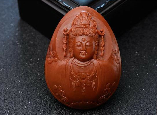 保山南红多少钱一克？保山南红为何价值不菲？  第2张