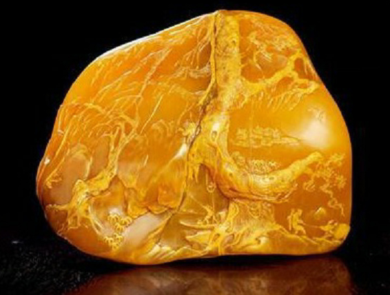 男人戴翡翠戒指好不好从2017年开始田黄石的价格一路飙升，如今已经突破百万！  第3张