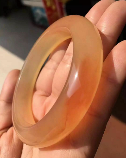 浅谈2019年黄龙玉价格走势  第2张