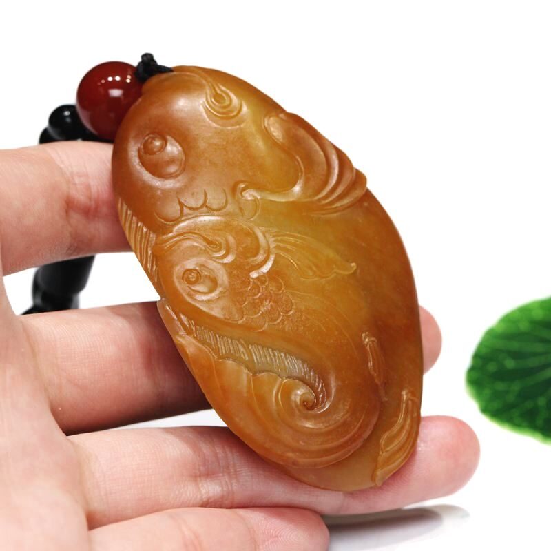 翡翠手镯摔裂价值黄沁籽料的价格为什么那么高？和田玉新老玩家必看  第8张