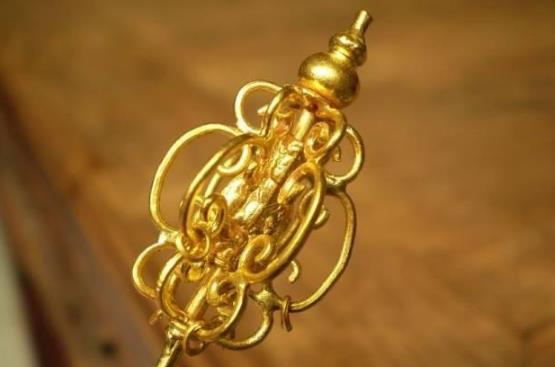 黄金首饰真的是越老越值钱吗？不一定！作为历史价值是无法比拟的  第3张