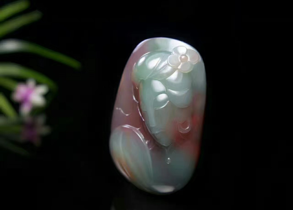 千万级翡翠手镯紫玉价格贵吗 紫玉的分类以及特点 