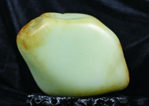 翡翠原石形态中国名玉有哪些 它们都有什么特点 