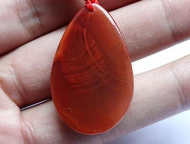 什么样的玛瑙是好玛瑙 怎么判断玛瑙的好坏   第1张