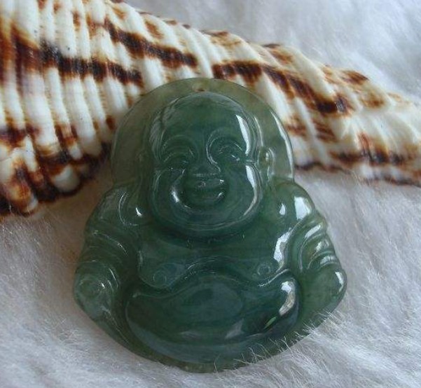 黄色翡翠价格玉有哪些品种图片 不同品种价格怎样 