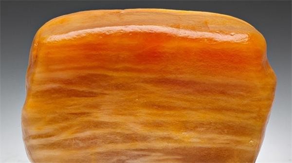 天然金丝玉原石图片 它的价格贵不贵 