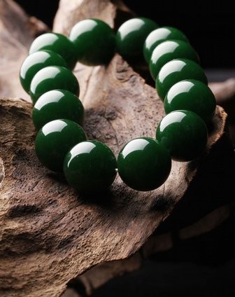 自己怎么分辨玉的真假 3个关键点一定要懂 