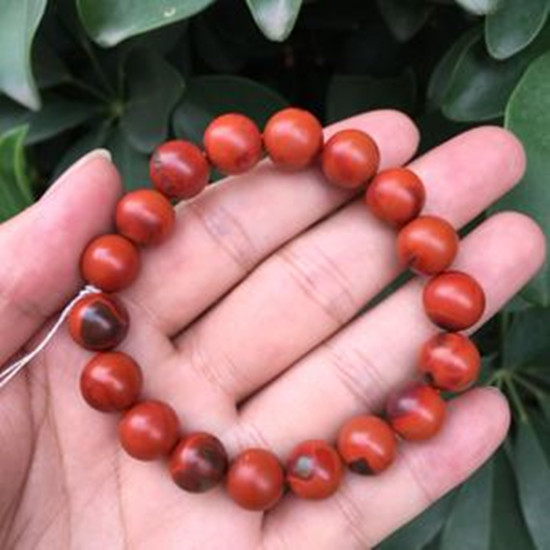 白棉加绿翡翠手镯冰红玛瑙的功效与作用 冰红玛瑙图片介绍   第2张