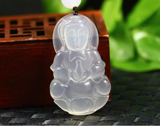 白冰玛瑙的功效与作用 有哪些好处   第1张