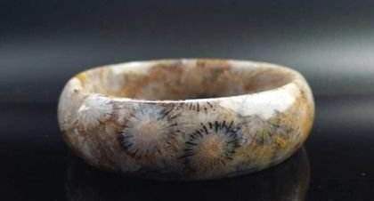 珊瑚玉手镯功效与作用 珊瑚玉图片 