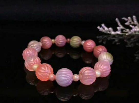 盐源玛瑙和南红哪个好 哪个价格贵   第1张