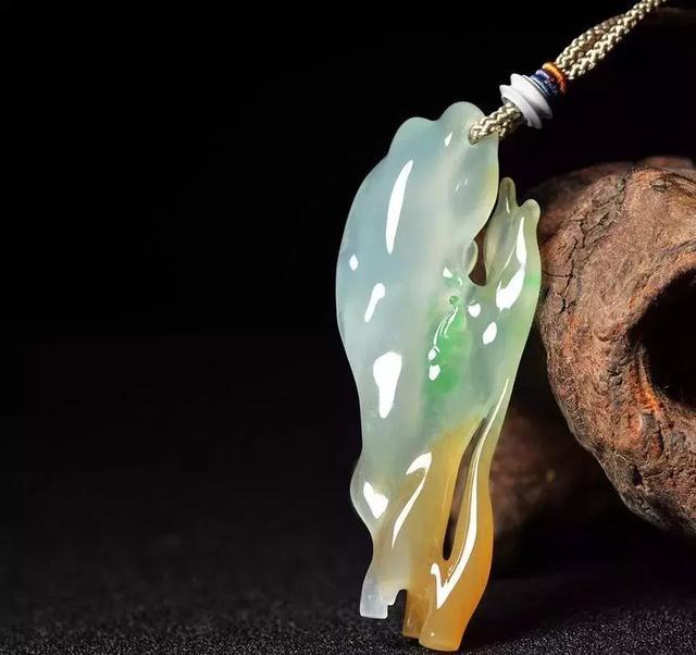 
                想象力，翡翠雕刻的醉美意境
              第7张