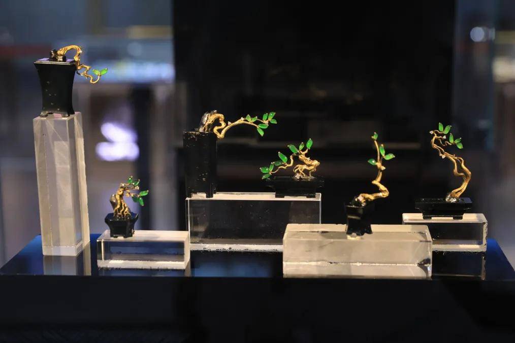 珠宝店铺陈列秘籍：美是可以摆出来的  第1张