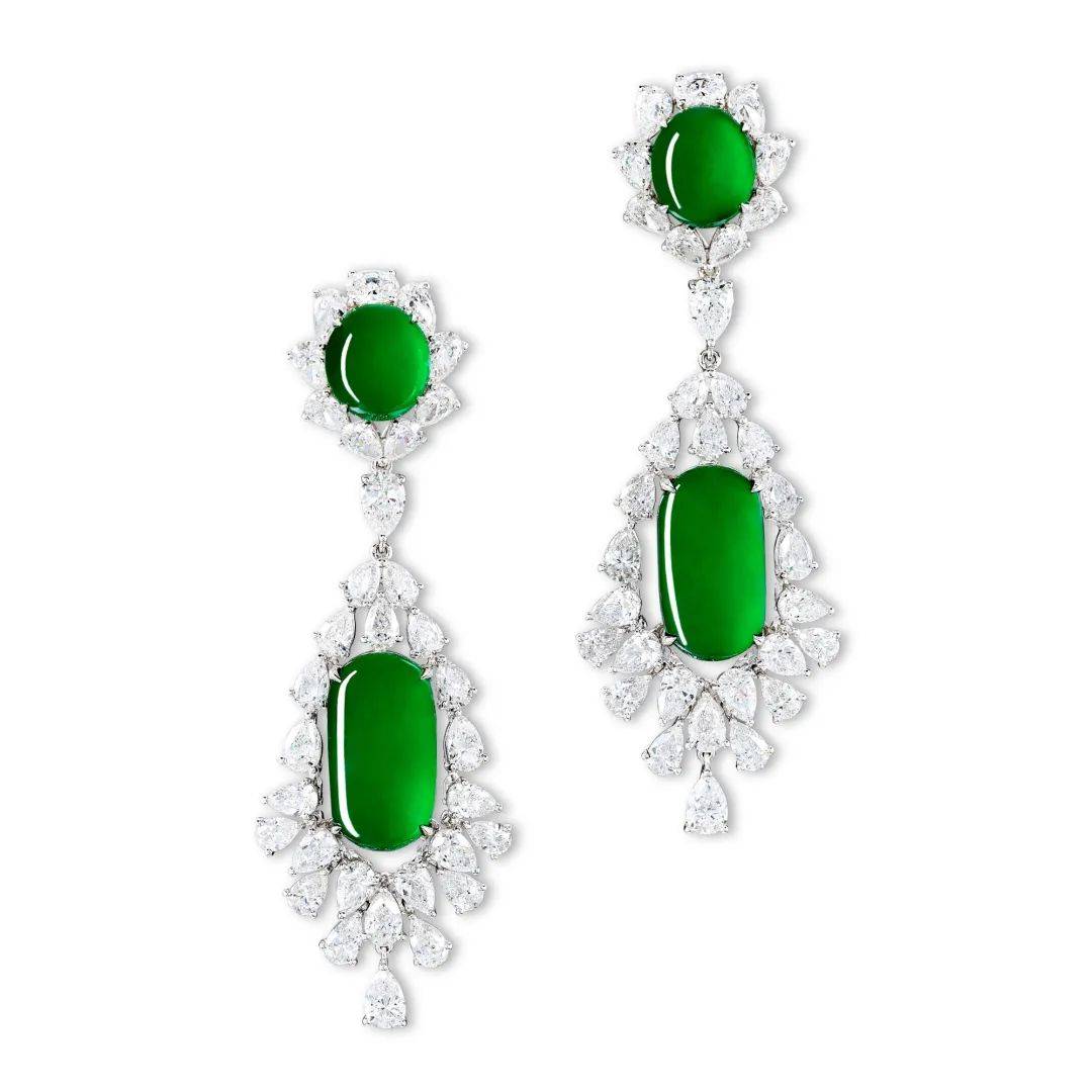 2022年首宗千万级别翡翠拍品,太惊艳了~
第4张