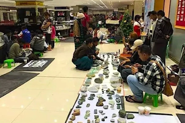 缅甸帕敢再次塌方不断，曼德勒直播卖玉石的数百人被抓  第5张