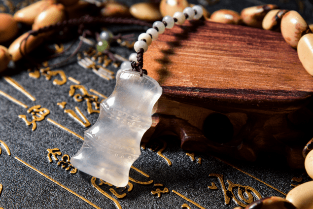 带你了解翡翠市场商品架构
第3张