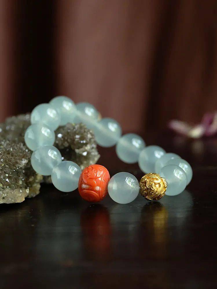 警惕，这种料子靠冒充翡翠还带证书、身价翻数倍，行家急眼了！  第21张