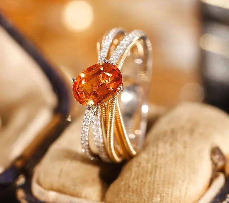 大牌新宠儿来袭，石榴石的新贵，拥有梦幻彩色的小众宝石！  第12张