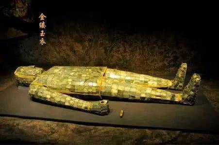 玉览千年，它是如何一步步“走下神坛”的？  第5张