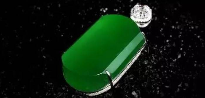 
                价值1亿多的「大方牌」，堪称翡翠方牌的天花板！
              第9张