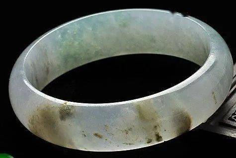 
                买翡翠吃亏，是眼不够尖
              第9张