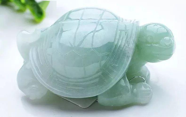 这5种“虫”功效不输貔貅，摆在家里镇宅，戴在身上招财  第10张