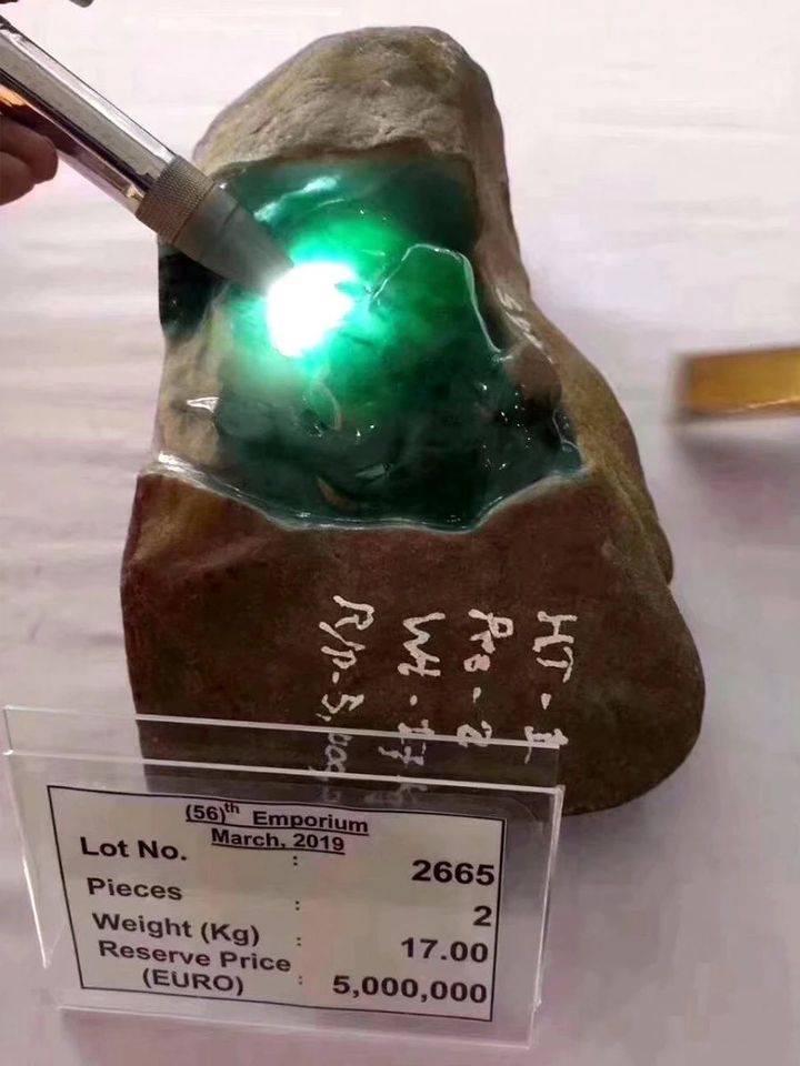 一次矿难夺走近200条生命,缅甸的翡翠产业水有多深? 第8张