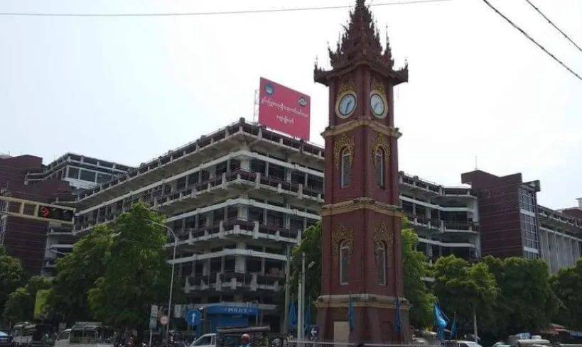 缅甸矿区深陷战乱、疫情，塌方不断，翡翠批发市场价格上涨惊人？  第3张