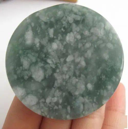 
                买翡翠吃亏，是眼不够尖
              第7张