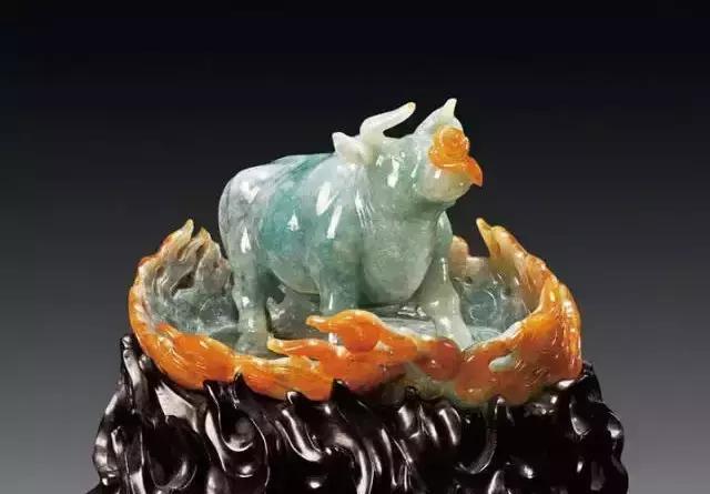 千娇百媚的绝色翡翠大饱眼福!
第15张