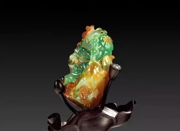 千娇百媚的绝色翡翠大饱眼福!
第1张