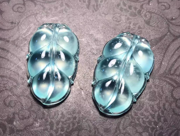 天青冻岫玉和蓝水翡翠如何区别？  第1张