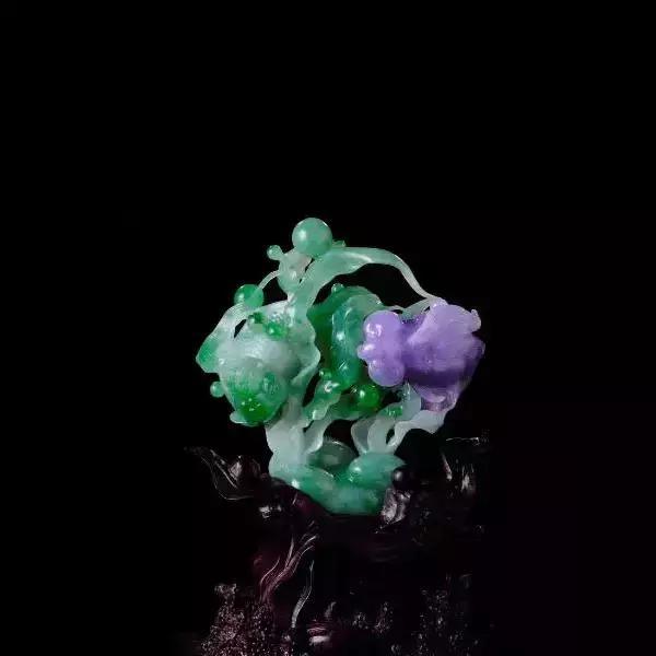 千娇百媚的绝色翡翠大饱眼福!
第2张