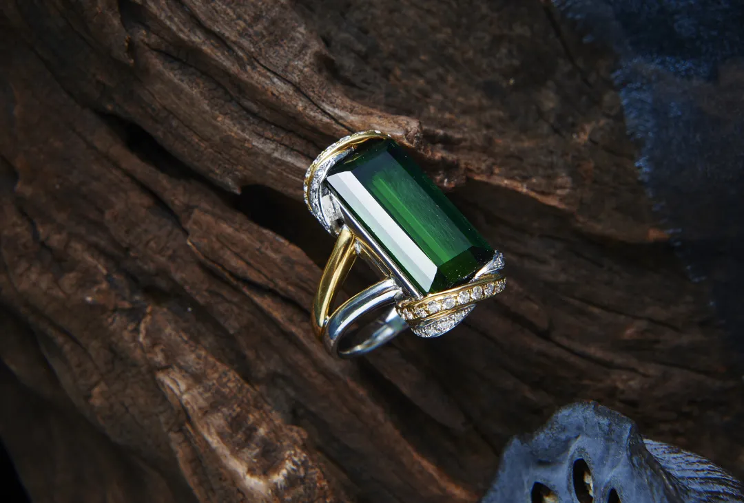 落入人间的彩虹——碧玺  第4张