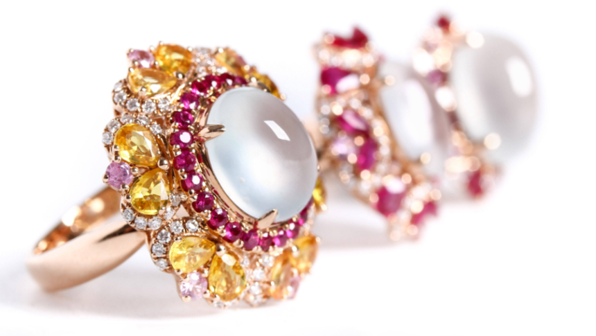 珠宝行业的「生死博弈」，珠宝企业如何破局「同质化竞争」？  第2张