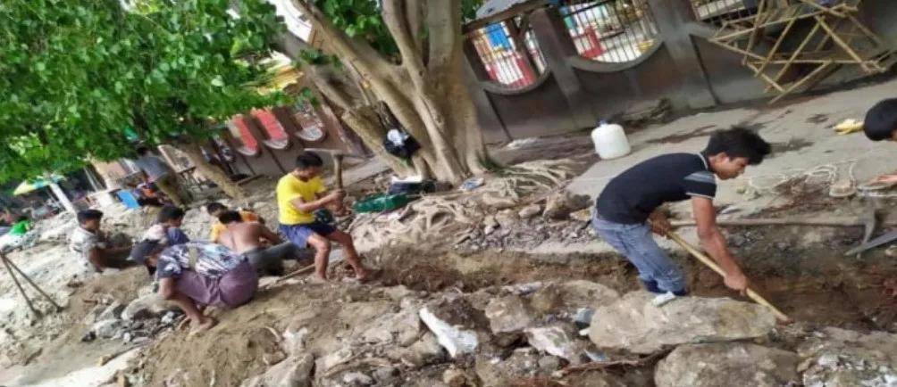 翡翠珠宝展厅改建治疗中心，街头掀起“挖玉风暴”，帕敢塌方再发！  第3张