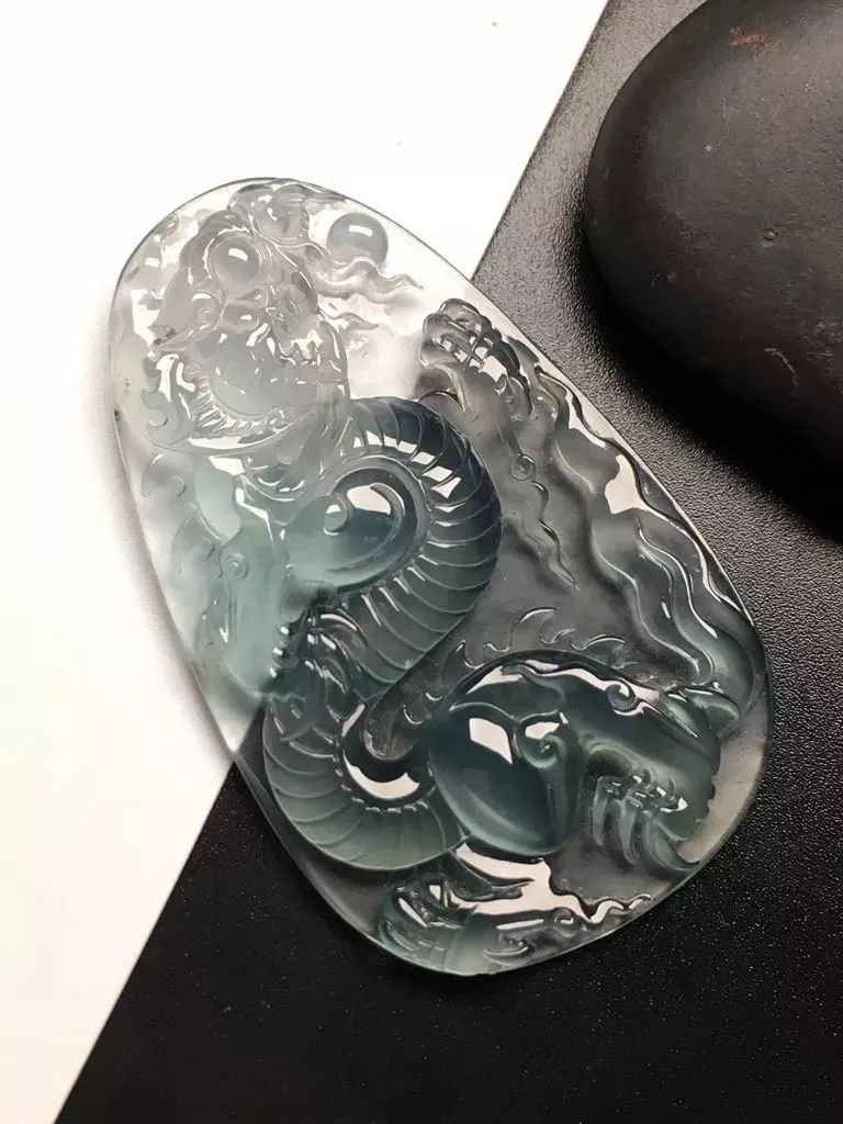 这5种“虫”功效不输貔貅，摆在家里镇宅，戴在身上招财  第15张