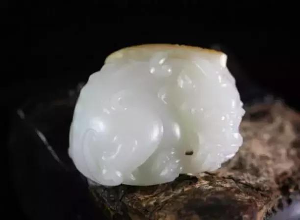 男性佩戴玉石,一种魅力无穷的美!
第3张