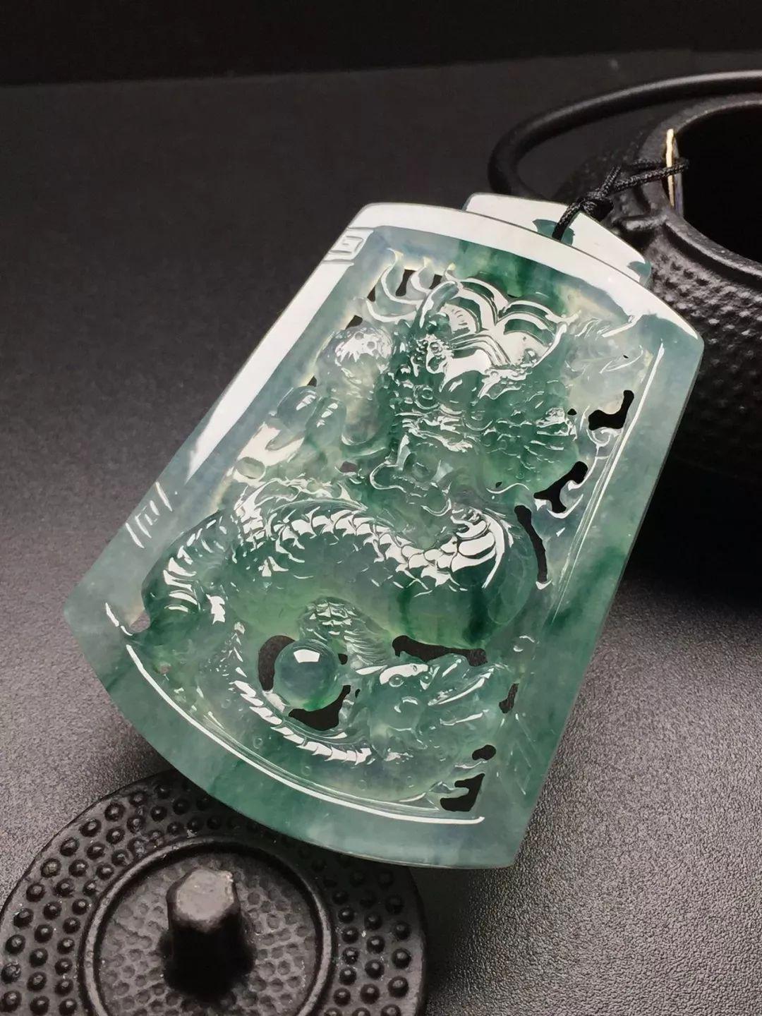 这5种“虫”功效不输貔貅，摆在家里镇宅，戴在身上招财  第11张