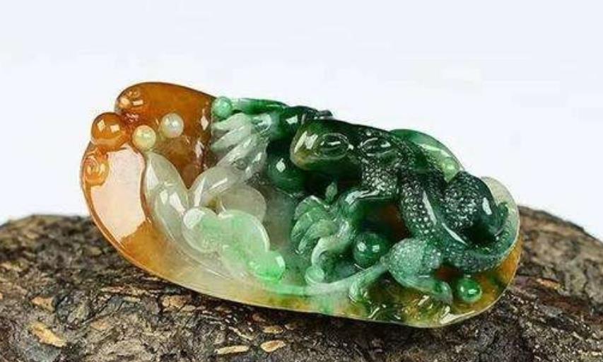 戴翡翠也要讲究寓意的，你选对了吗？  第6张