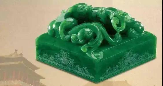 这种玉石30万一斤，价格5年涨20倍，颜色绿如春水…涨幅超过翡翠？  第17张