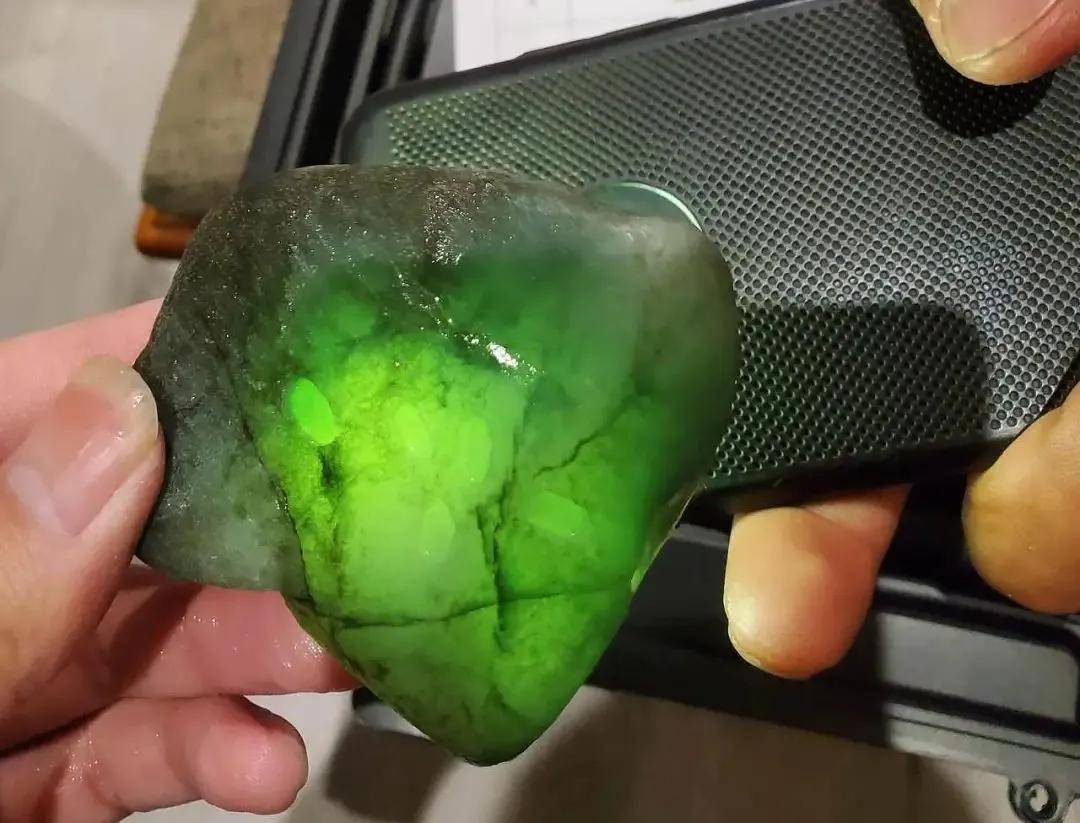 普通人玩赌石到底是输还是赢?不服不行! 第9张