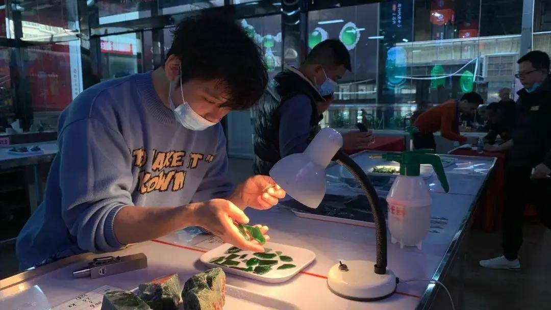 开标最终结果公布！2022年危料原石竞标的第一炮  第3张