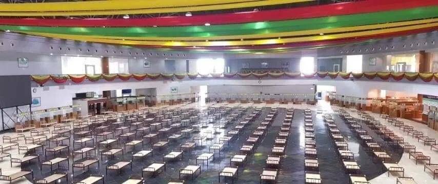 翡翠珠宝展厅改建治疗中心，街头掀起“挖玉风暴”，帕敢塌方再发！  第10张