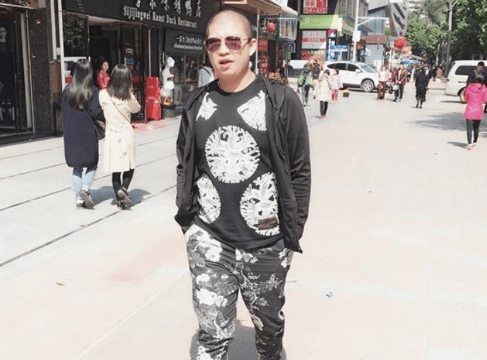 辛巴宣布进军翡翠市场，扬言“保证售后和质量”，二驴予以肯定  第8张